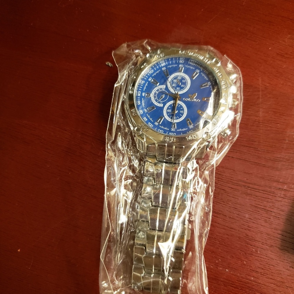 Mens watch